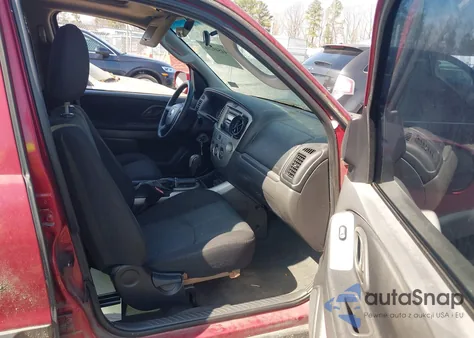 2006 Mazda Tribute S from USA, damaged, VIN 4F2YZ941X6KM06879